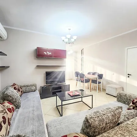 Lejlighed We In Center 2br Tirana